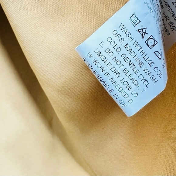 NWOT Women’s 8/10 Tan Open Front Sleeveless Cardigan Vest - Fits Sz M/L - Picture 8 of 11